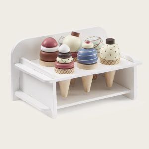 Stand de glaces et ses 6 cornets glacés