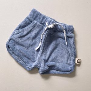 Gaspard, le short bleu lavande