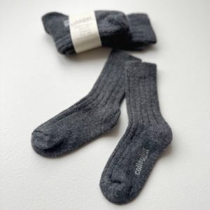 Chaussettes à côtes cachemire et laine mérinos – Smoky