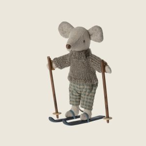 Souris en hiver grand frère