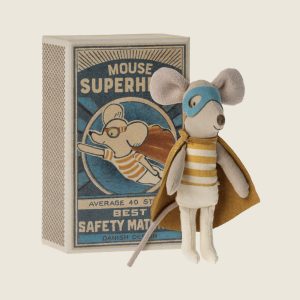 Souris Super-héros et sa boîte d’allumettes