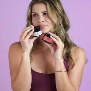 Crème Nutritive à L’Acide Hyaluronique